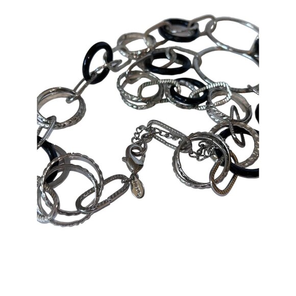 Chico's Textured Black & Silver Circle Signed 21" Link Necklace - Picture 2 of 10